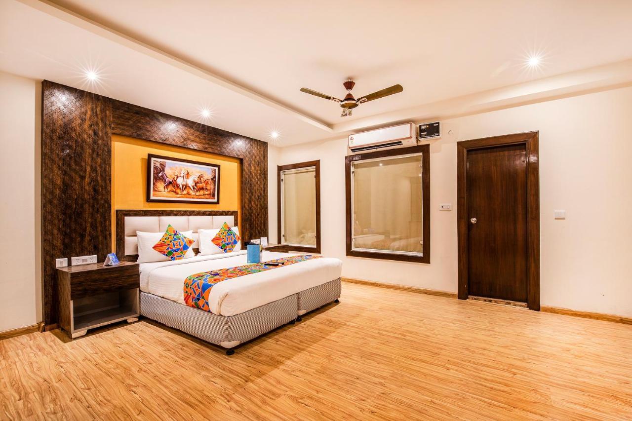 Fabhotel Shoba Estate Delhi Airport Hotel